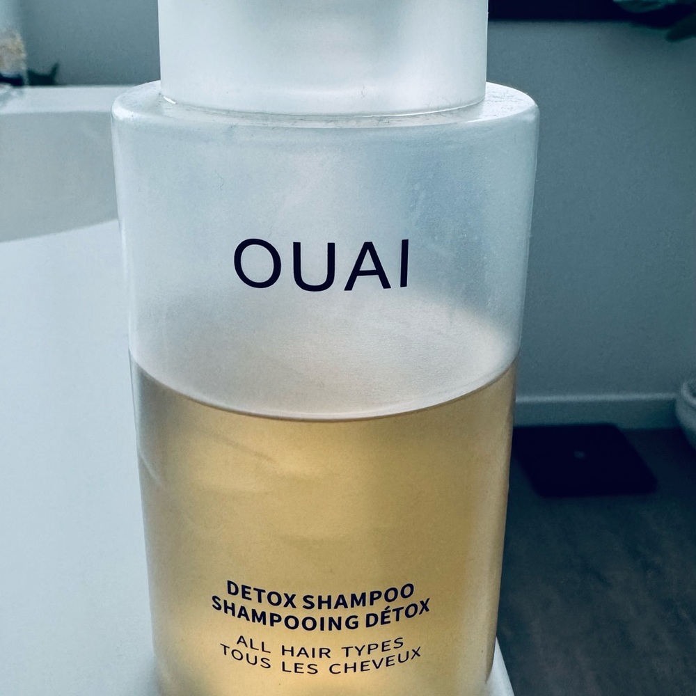 OUAI Detox Shampoo